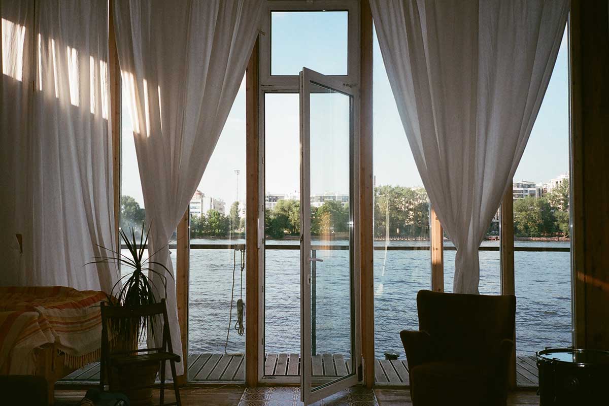 Using Magnetic Mesh Screen Doors
