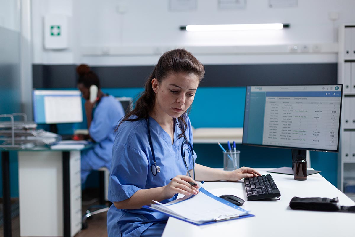 10 Ways Working as a Nurse Affects your Mental and Physical Health