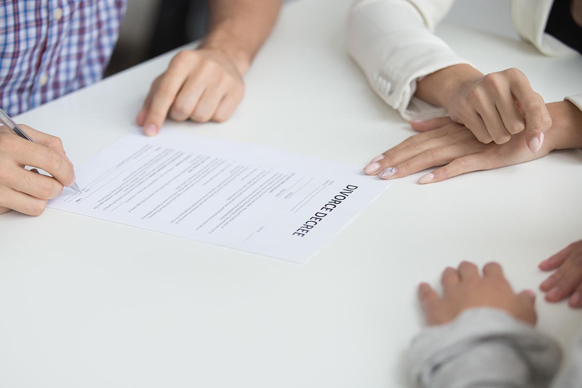 Hiring a Divorce Attorney