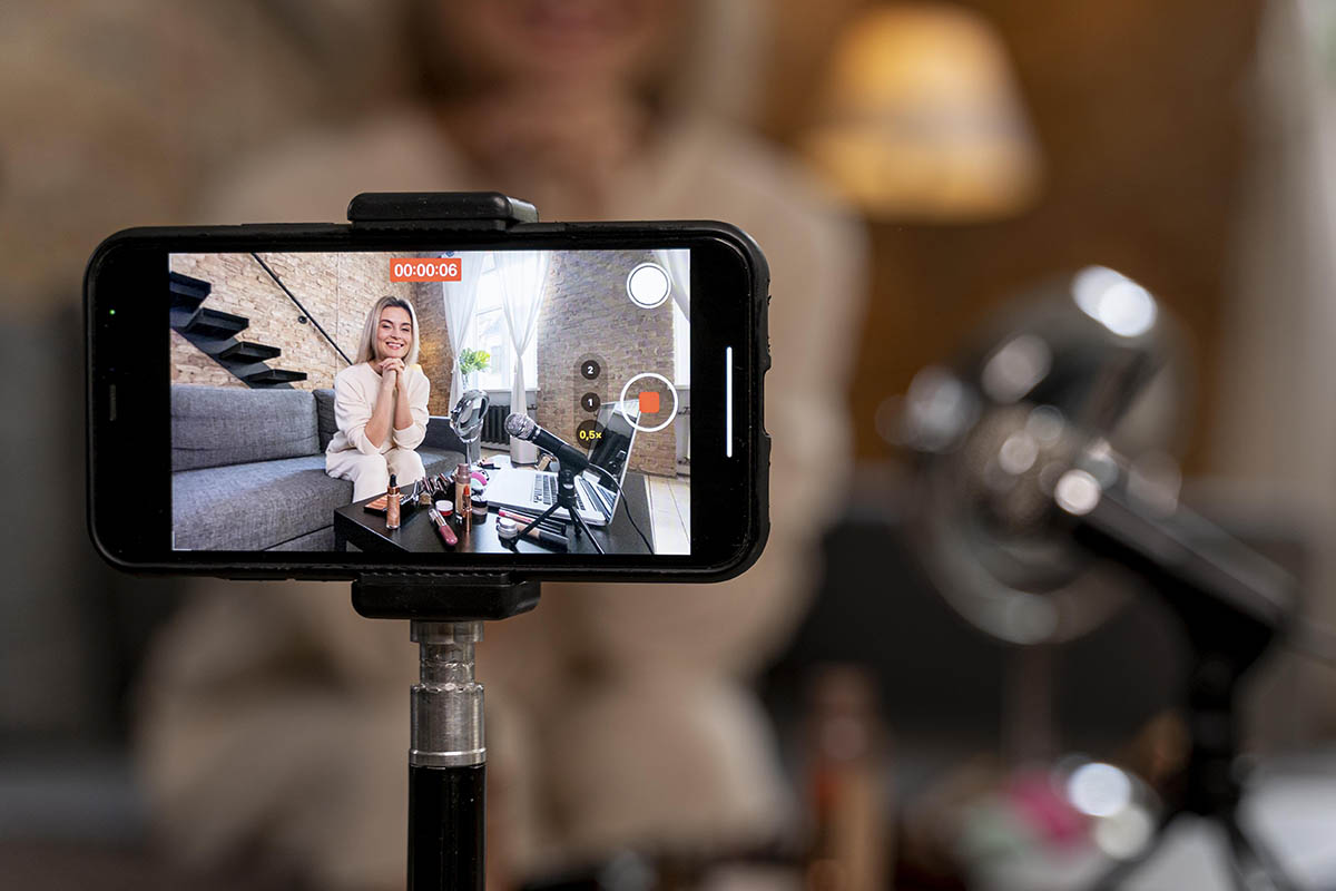 Social Media Marketing with Influencers