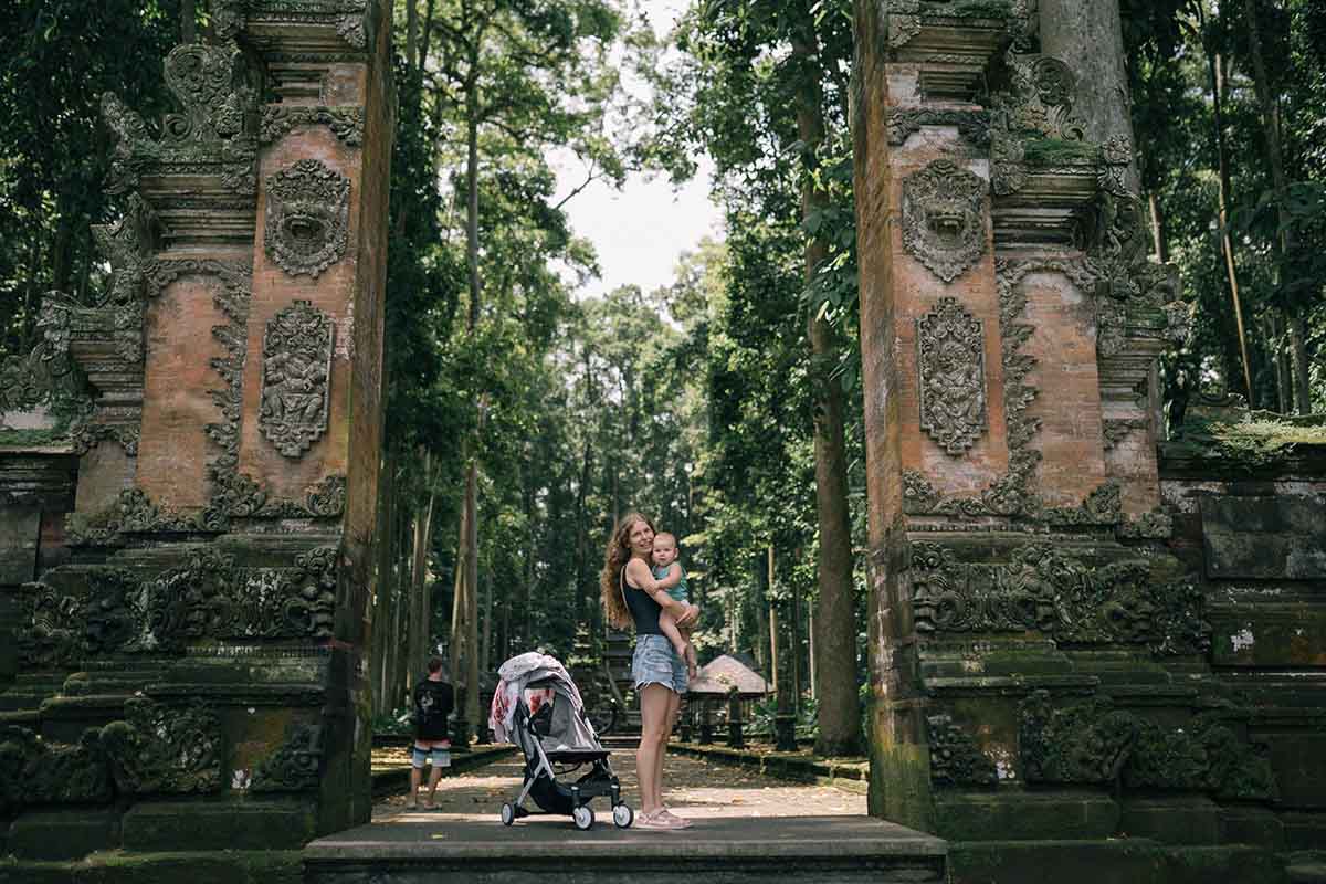 get a baby stroller online from Baby Hills Thailand