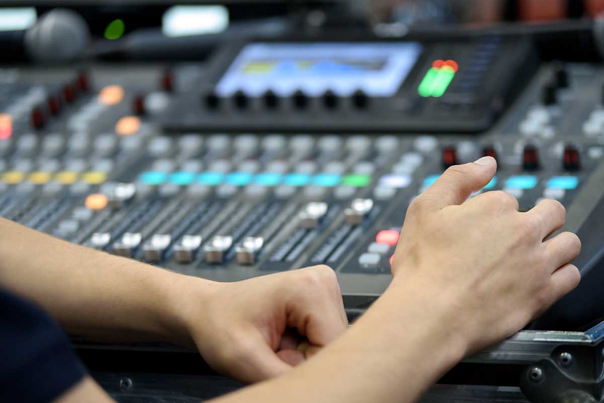 How to Become a Sound Editor