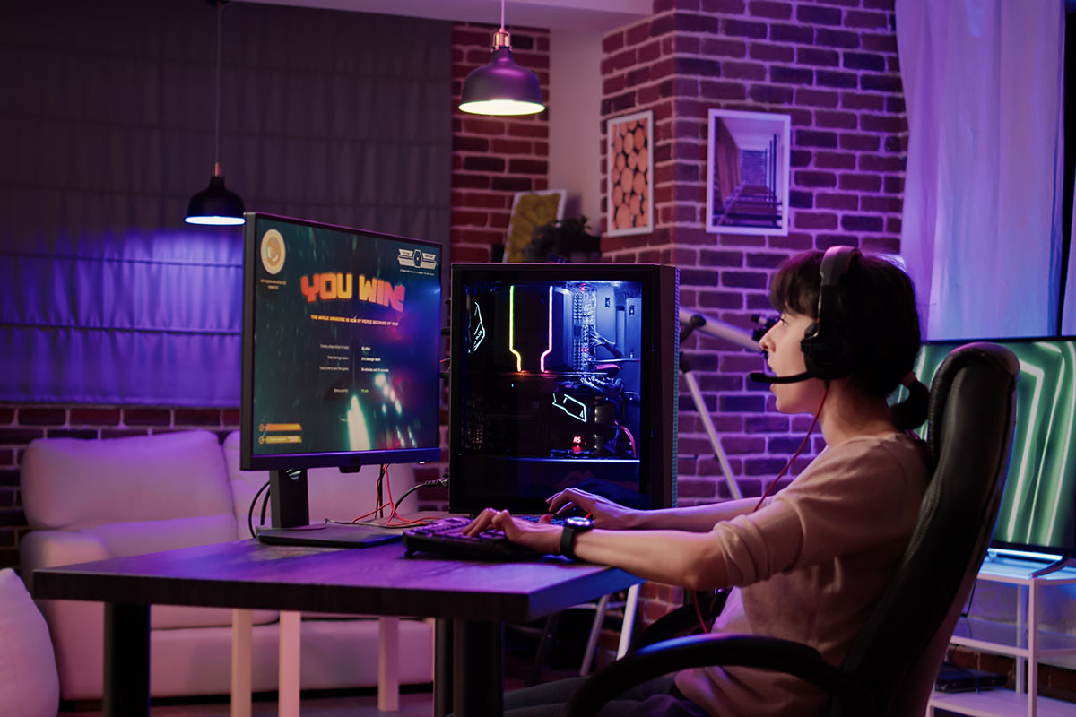 Choose The Right Gaming Desk