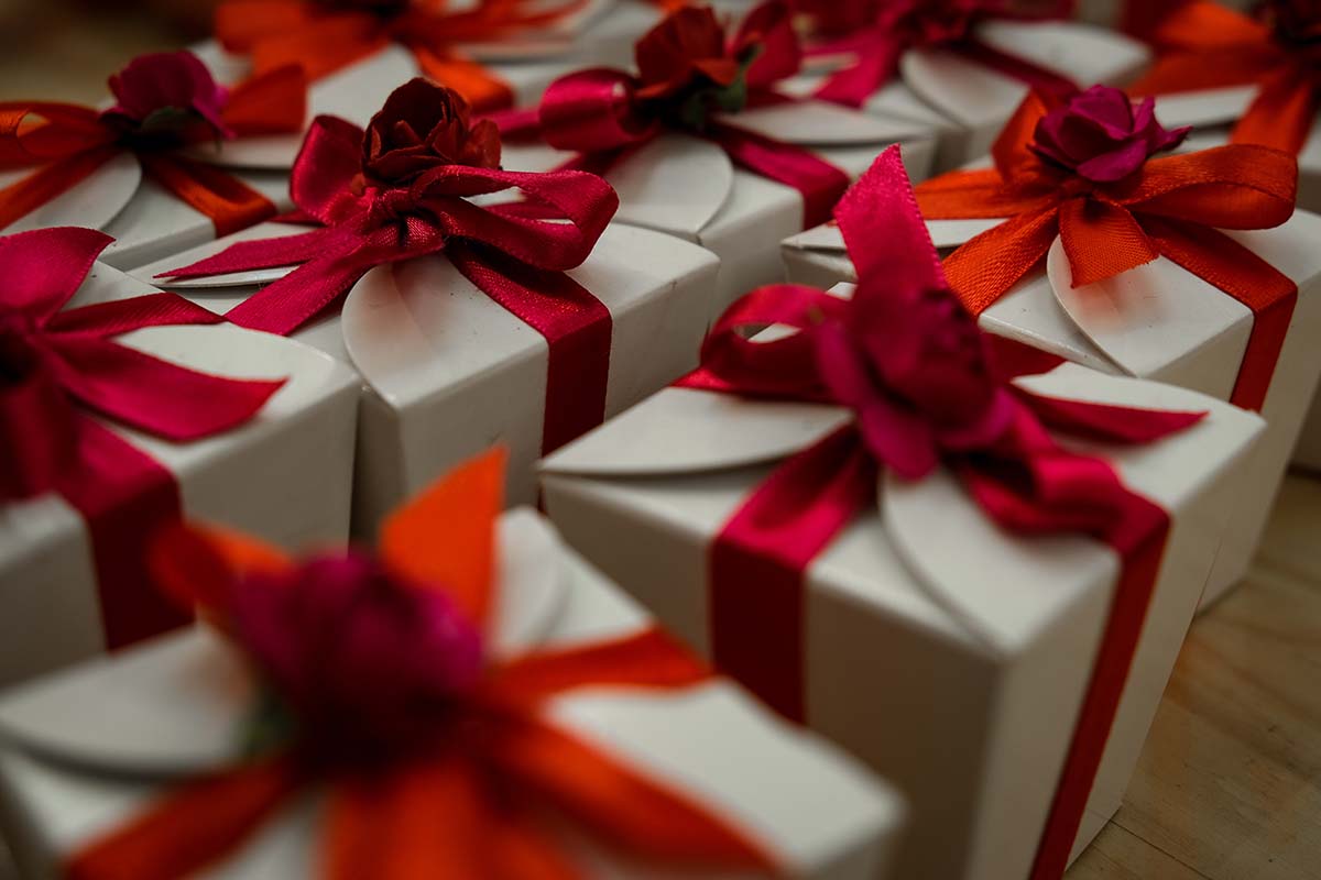 Gifts That'll Give Everyone a Chuckle