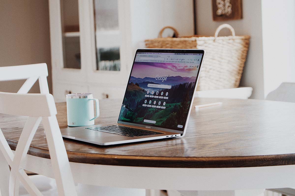 Ways a Business Needs to Present Itself Online to Be Successful