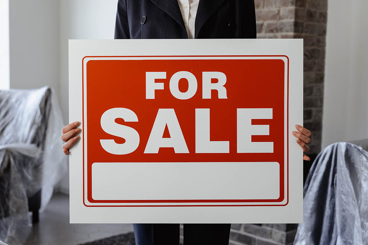 selling commercial property