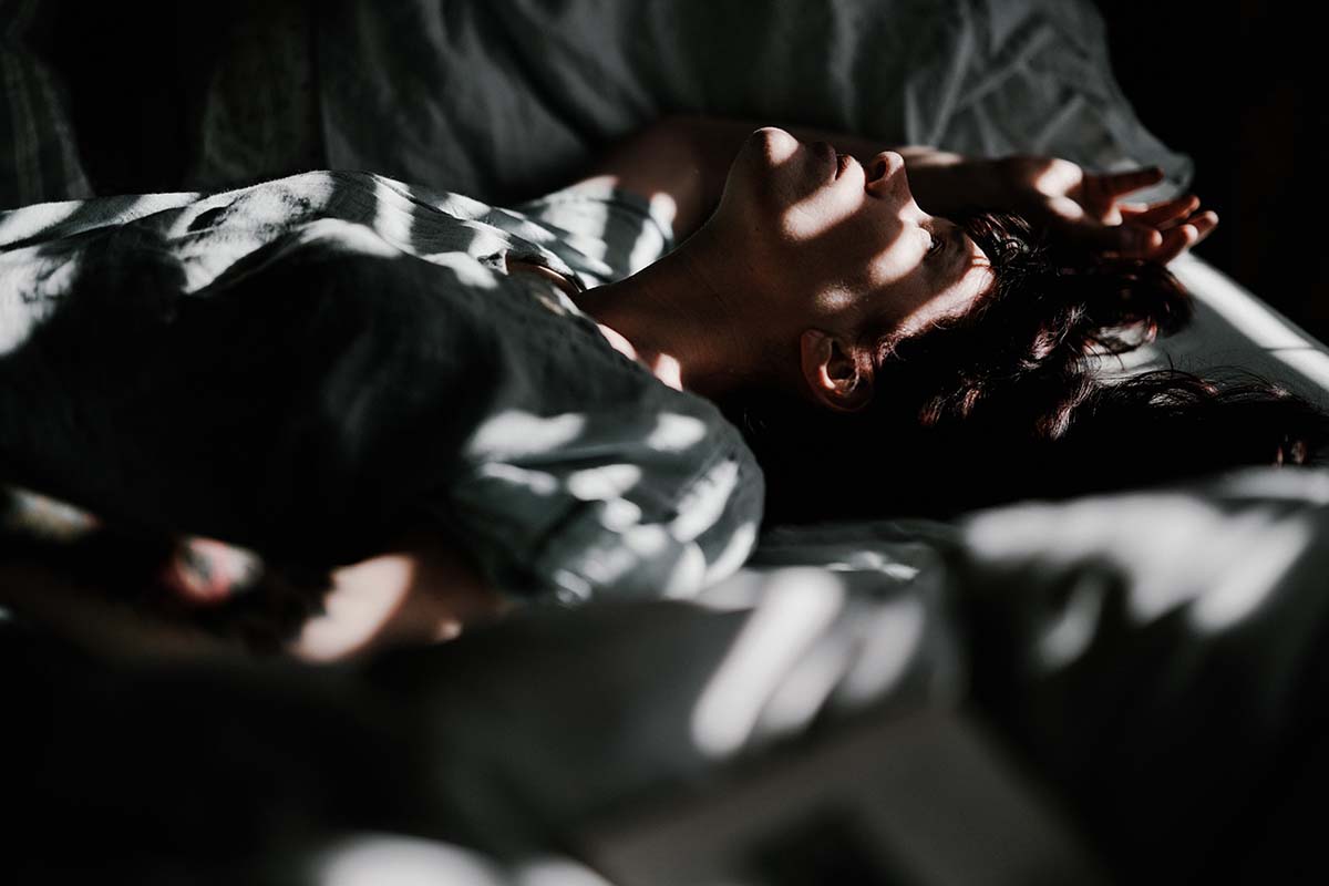 How to Use CBD Oil For Insomnia