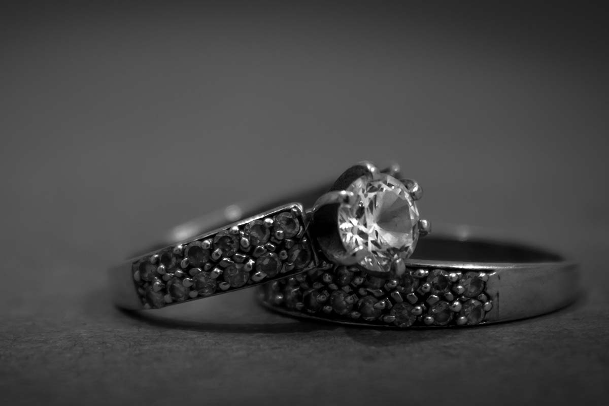 Engagement Rings Can Make or Break a Relationship