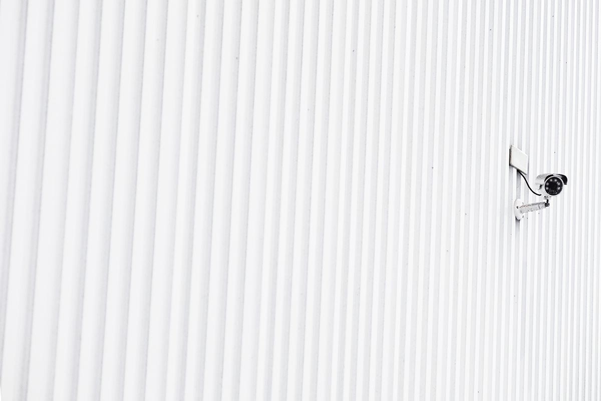 How to Maintain Privacy and Security of a Home