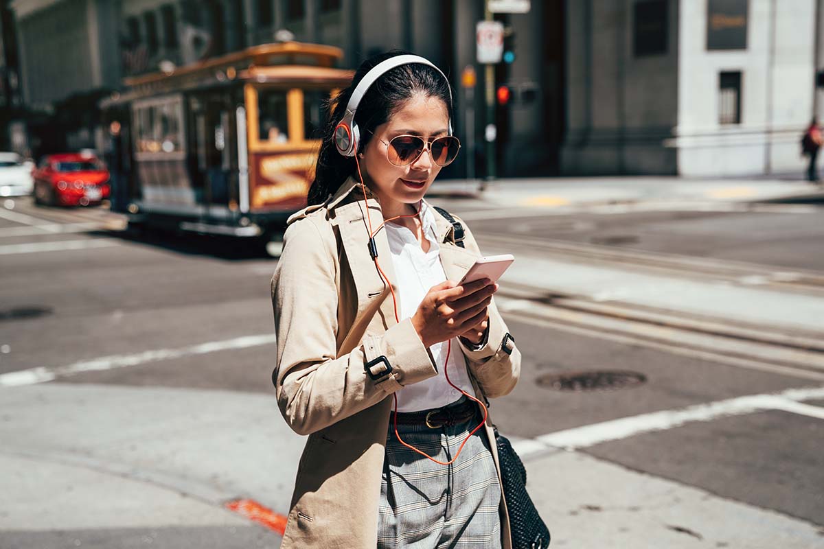 The Pros and Cons of Studying Abroad
