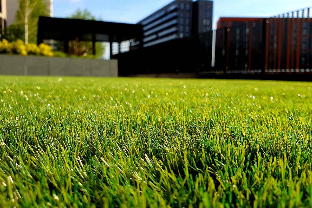 What Is Commercial Lawn Mowing