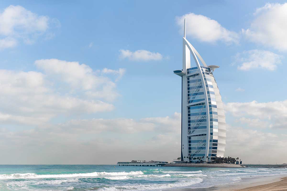 Top 5 Famous Places to Visit in Dubai