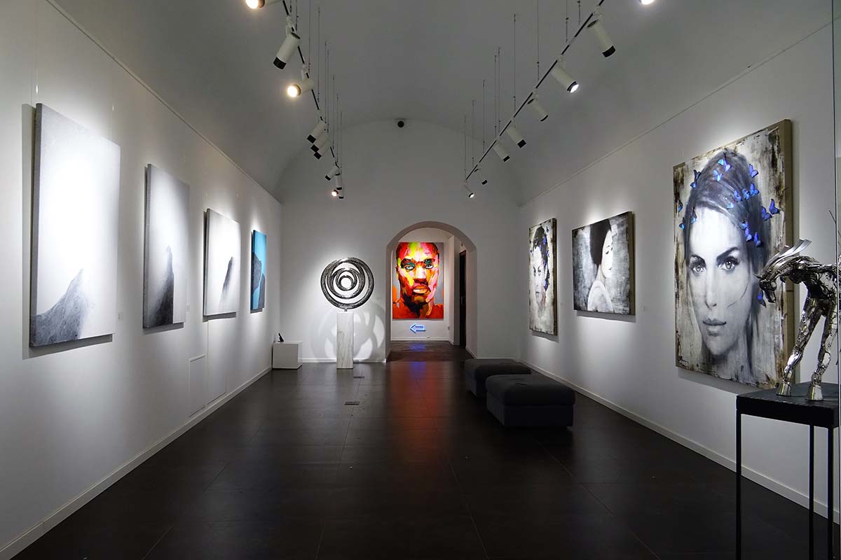 Delivery of Fine Art Pieces
