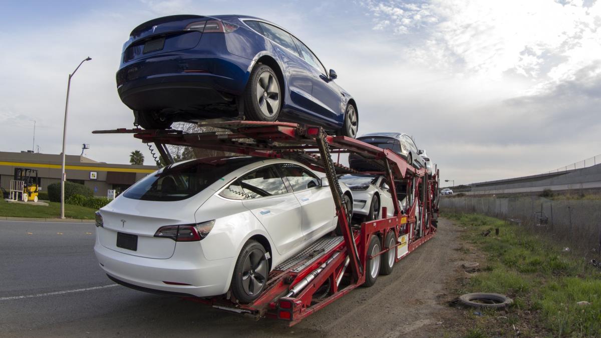 Can I Ship a Car to Another State