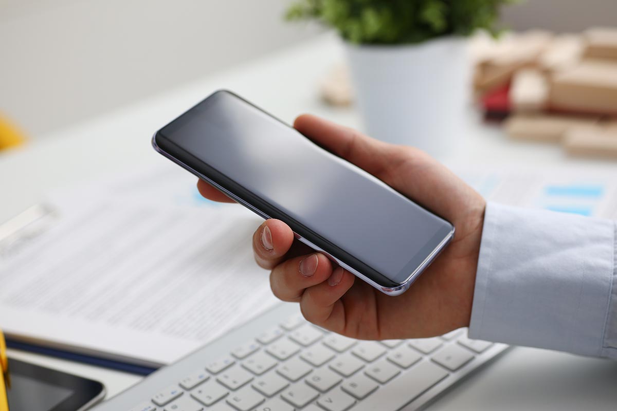 Choosing Long-Term Prepaid Phones Plans