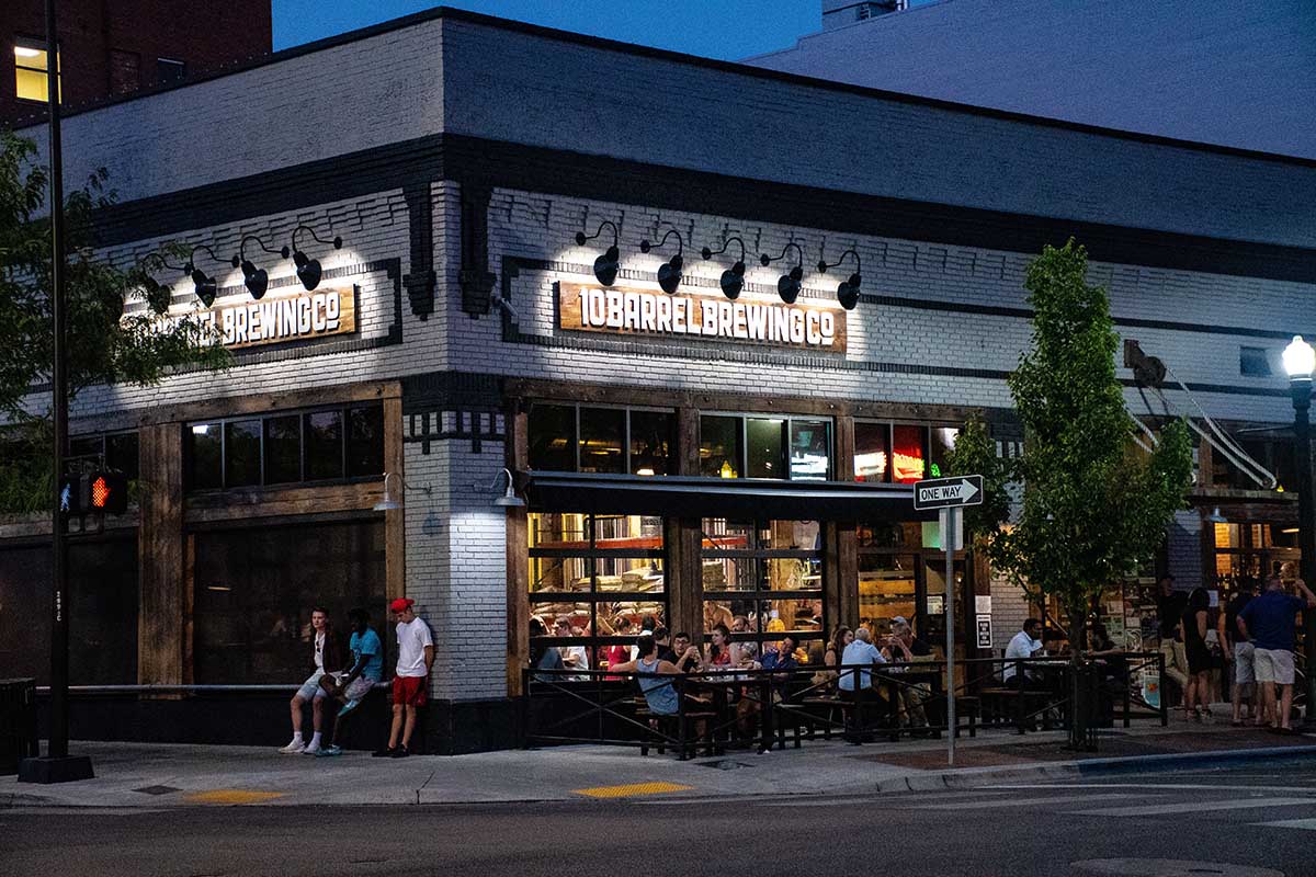Effective Ways to Market a Restaurant