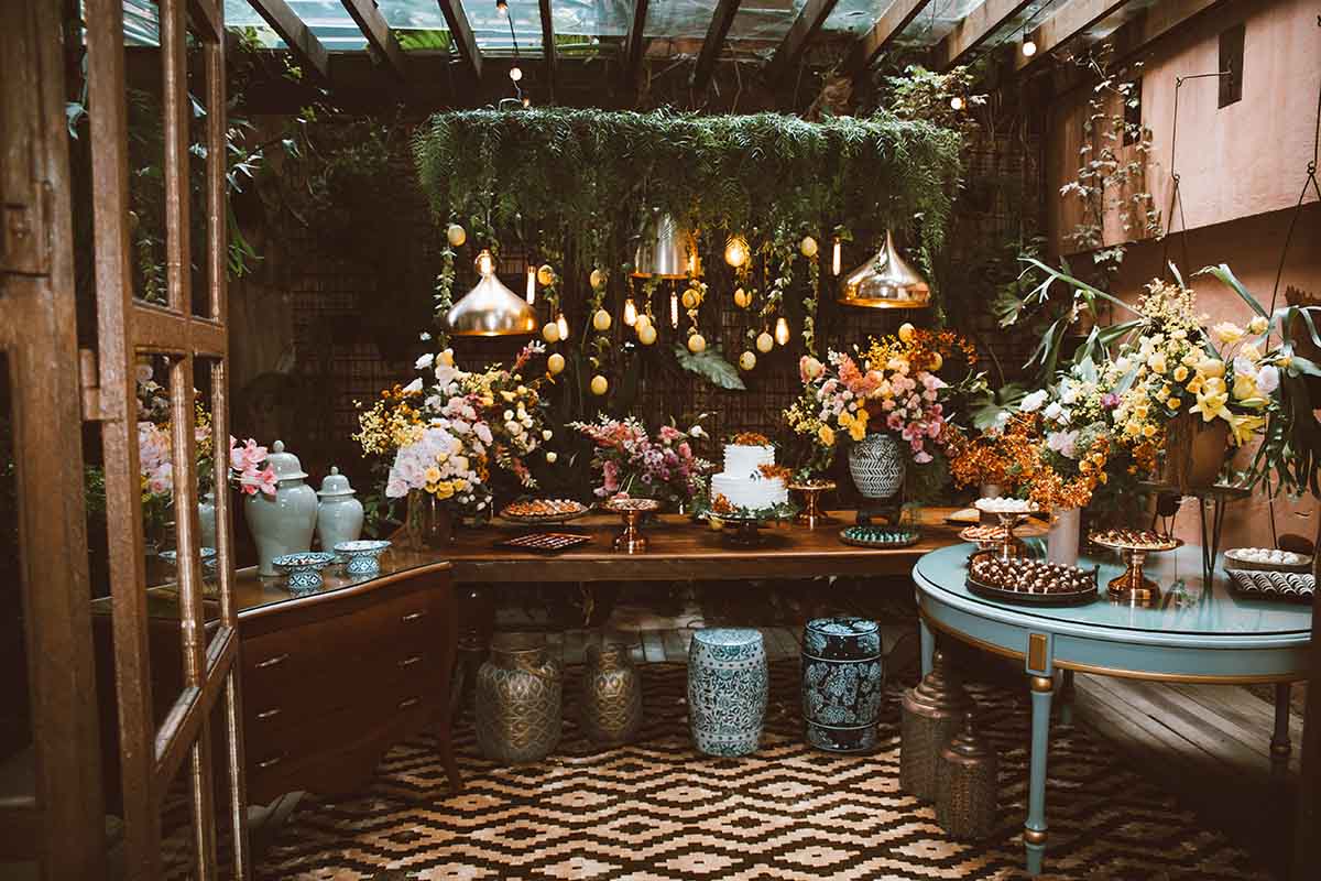 Flower stand for grand opening