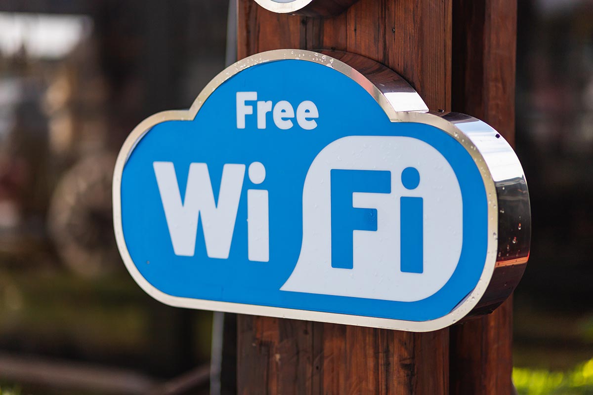 dangers of public WiFi