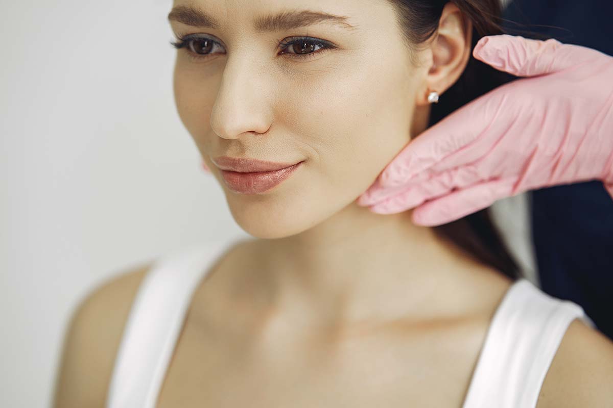non-surgical way to sculpt face
