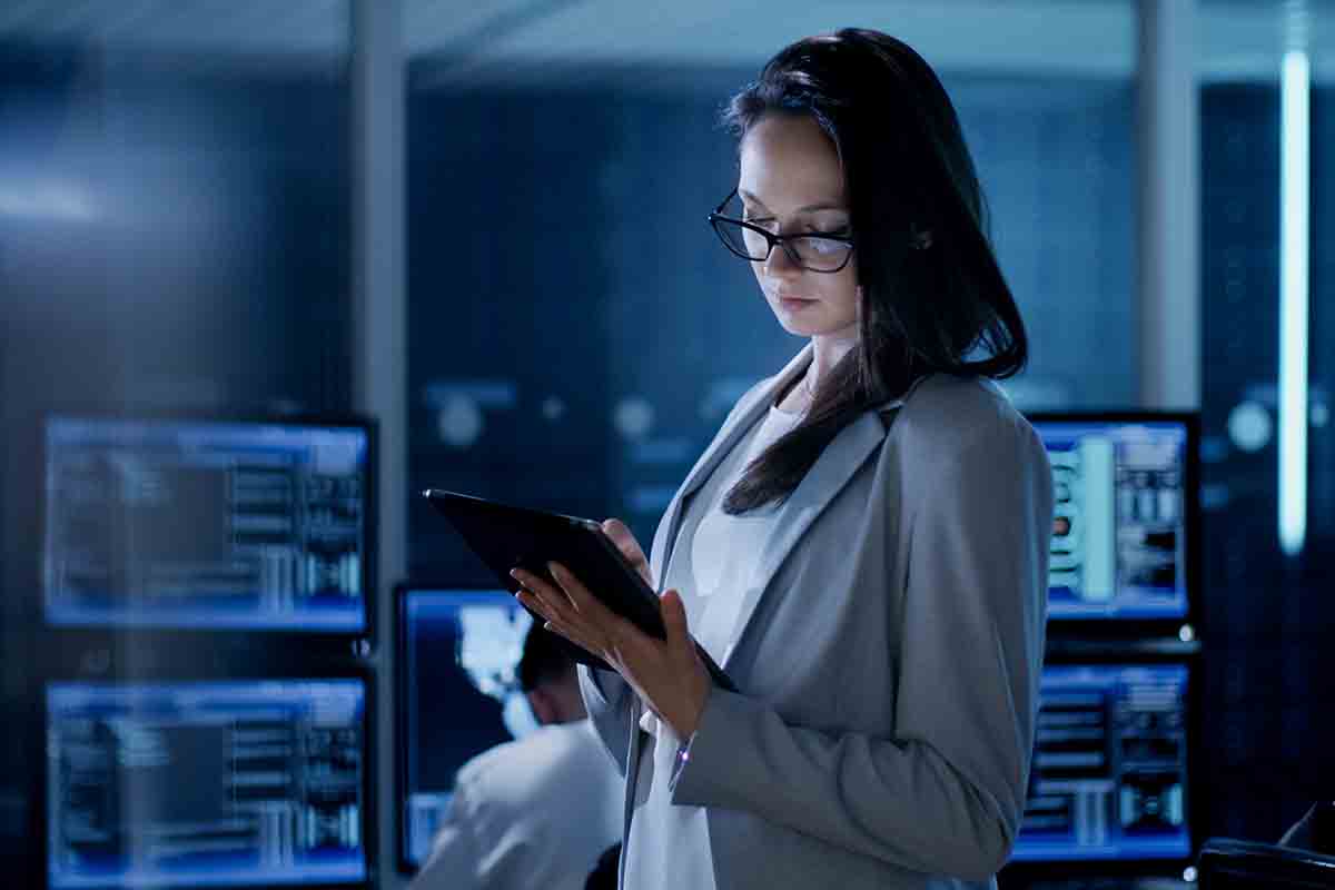 Practical Applications Of Quantum Computing