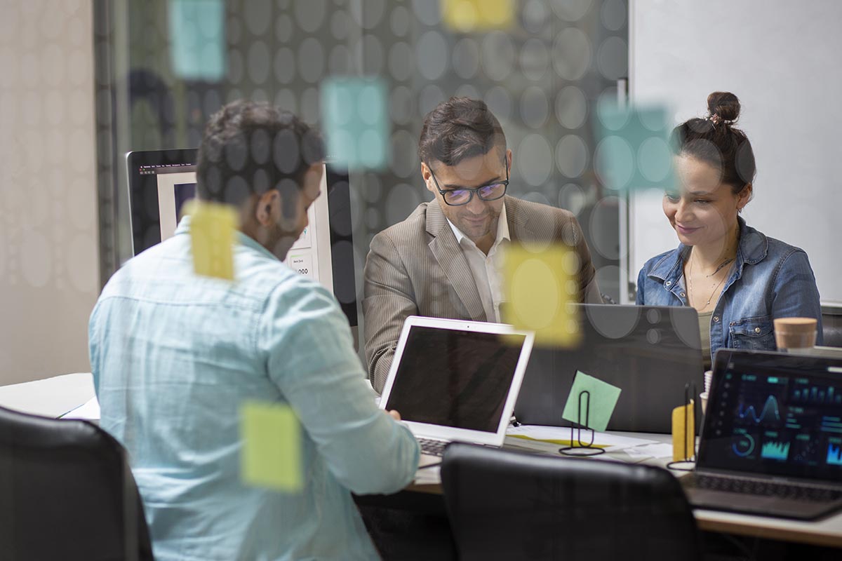 How to Protect Your Health in a Screen-Intensive Tech Work Environment