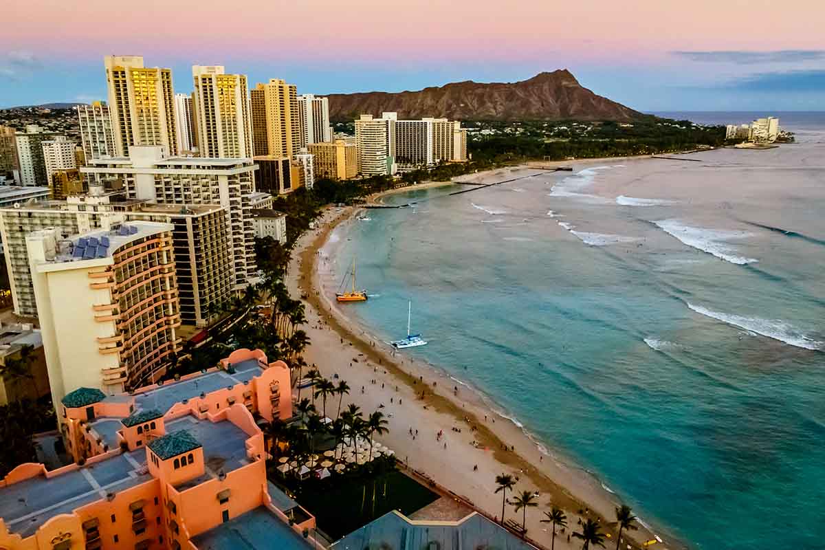 solo travel Hawaii