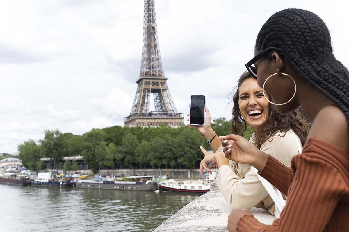 What You Need to Know Before Moving to Paris