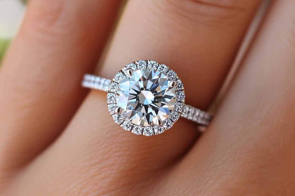 diamond engagement ring