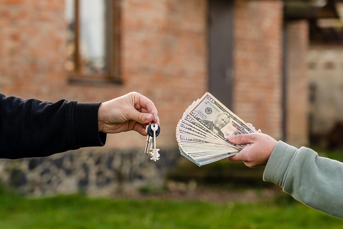 selling home to a cash buyer works
