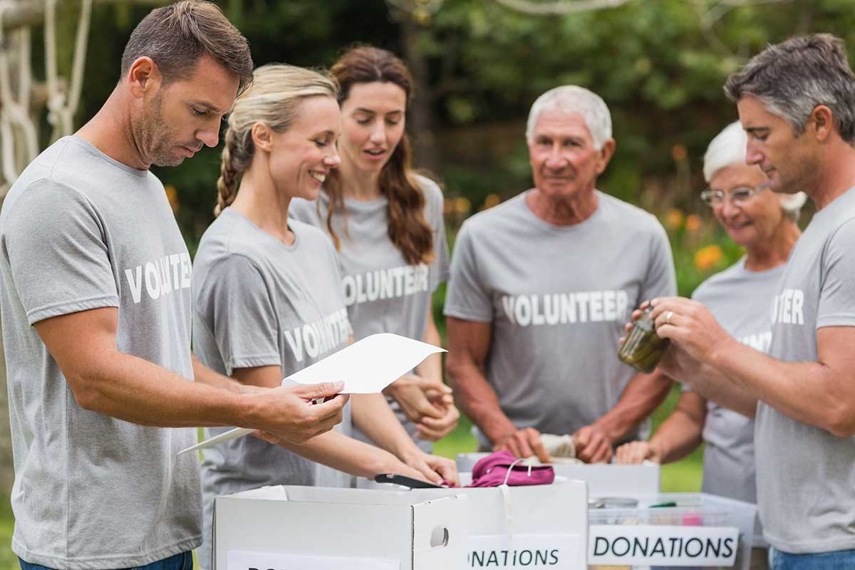 volunteering with feeding San Diego