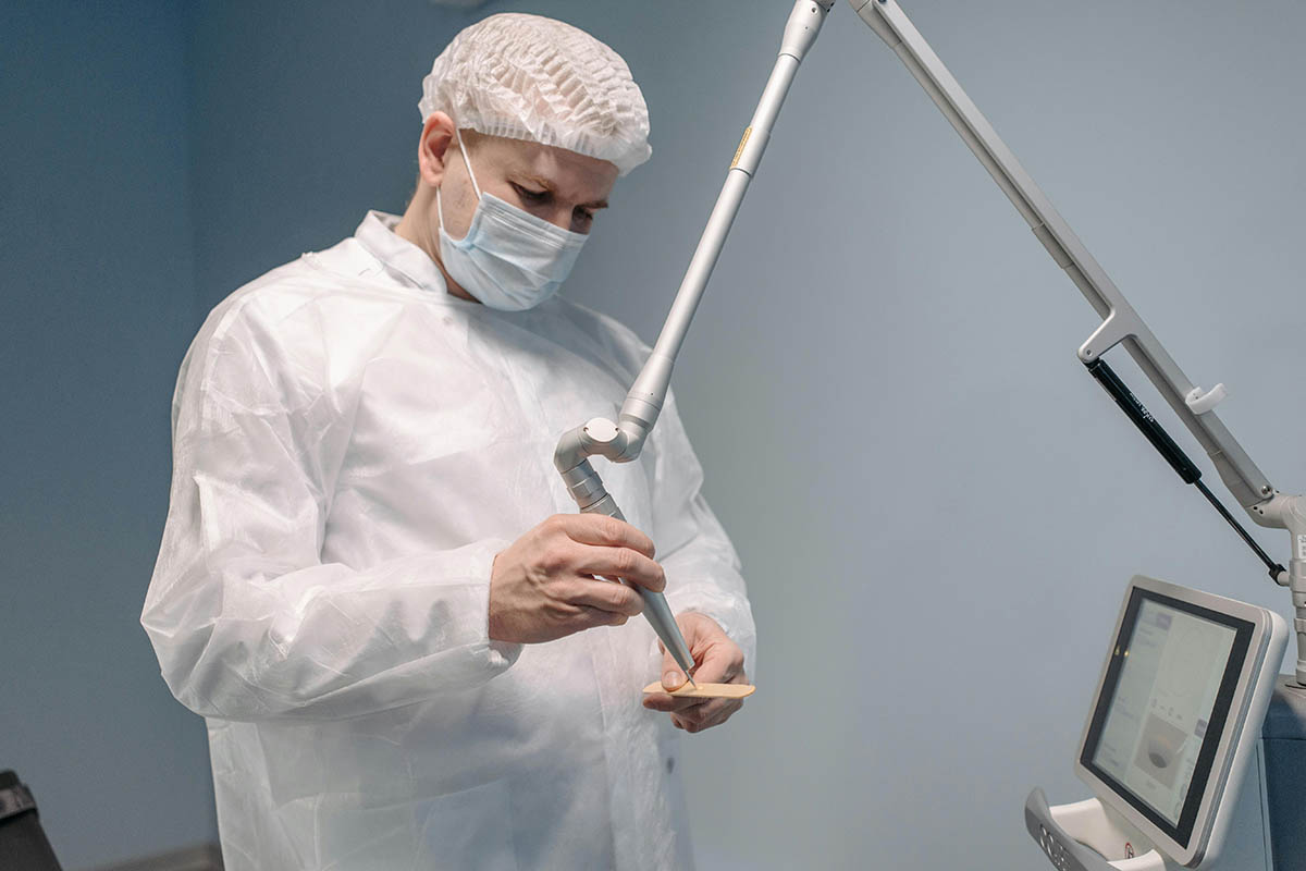 How Do You Choose The Right Plastic Surgeon