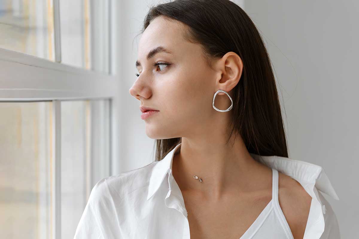 Why Dermatologists Recommend Flat Back Stud Earrings