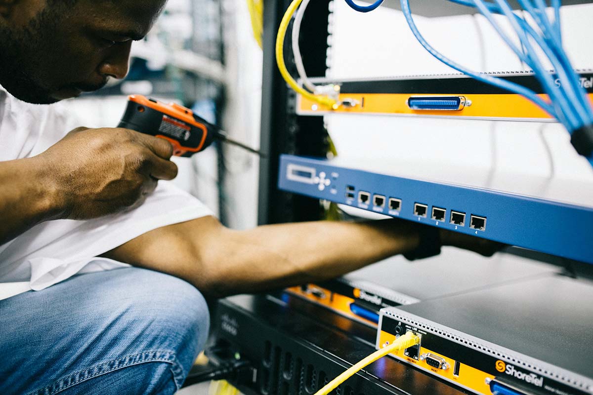 Why Is It Better To Buy Second-Hand Equipment For Your Business 