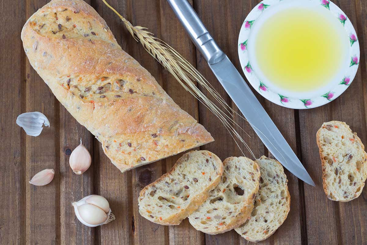 Food Pairings That Go Perfectly with Garlic Bread