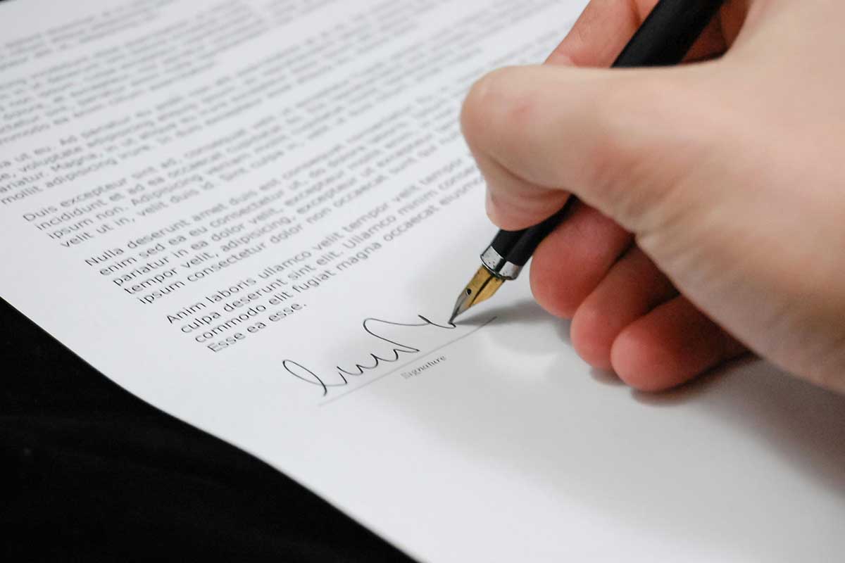 methods to impress clients and retain them