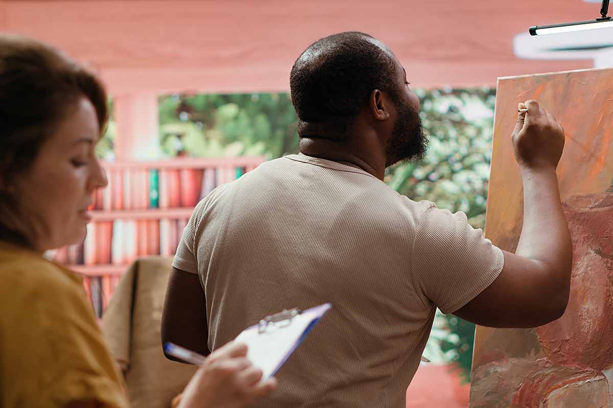 An art gallery introduces you to artists