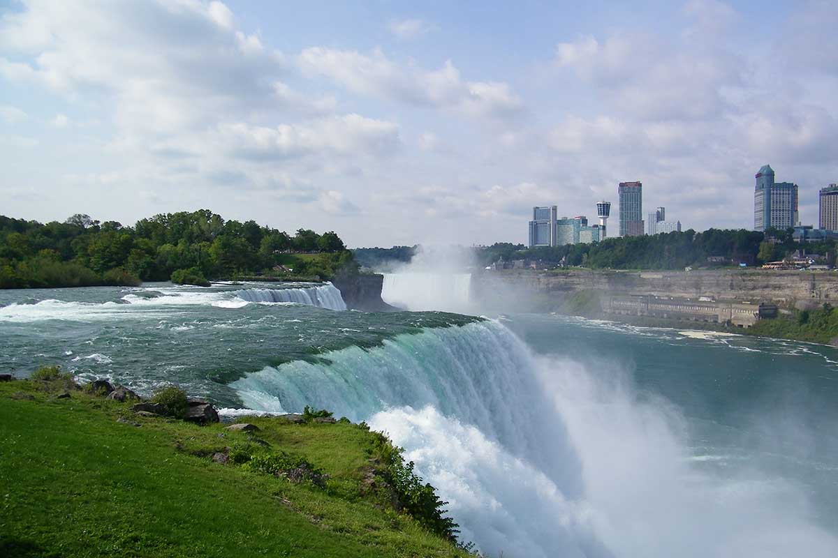 from Toronto to Niagara Falls