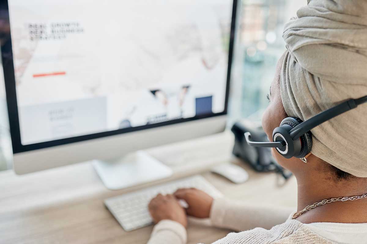 The Online Support Networks Helping