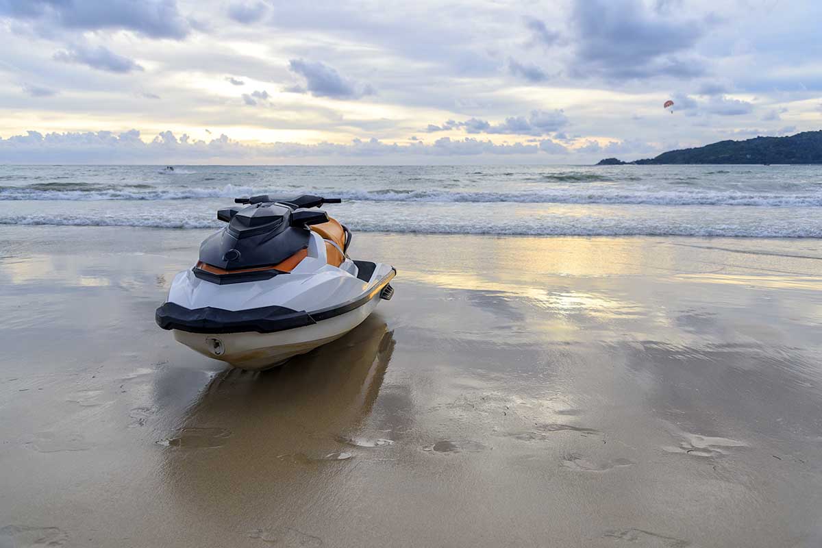 What Happens During a Jet Ski Course