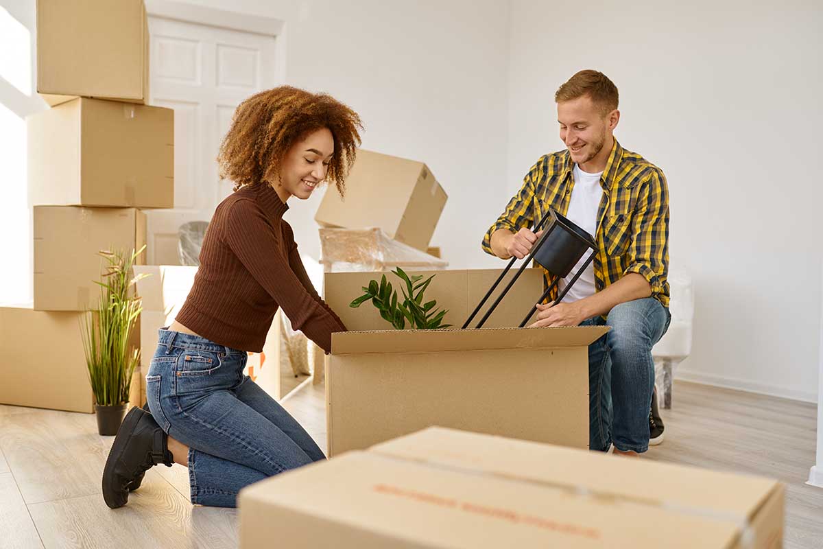 ways to save money when move