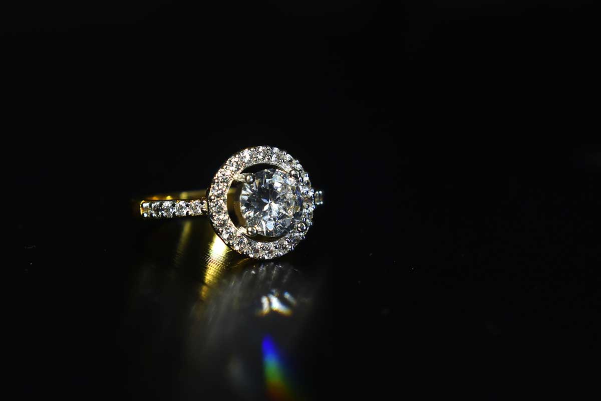 choosing a diamond engagement ring
