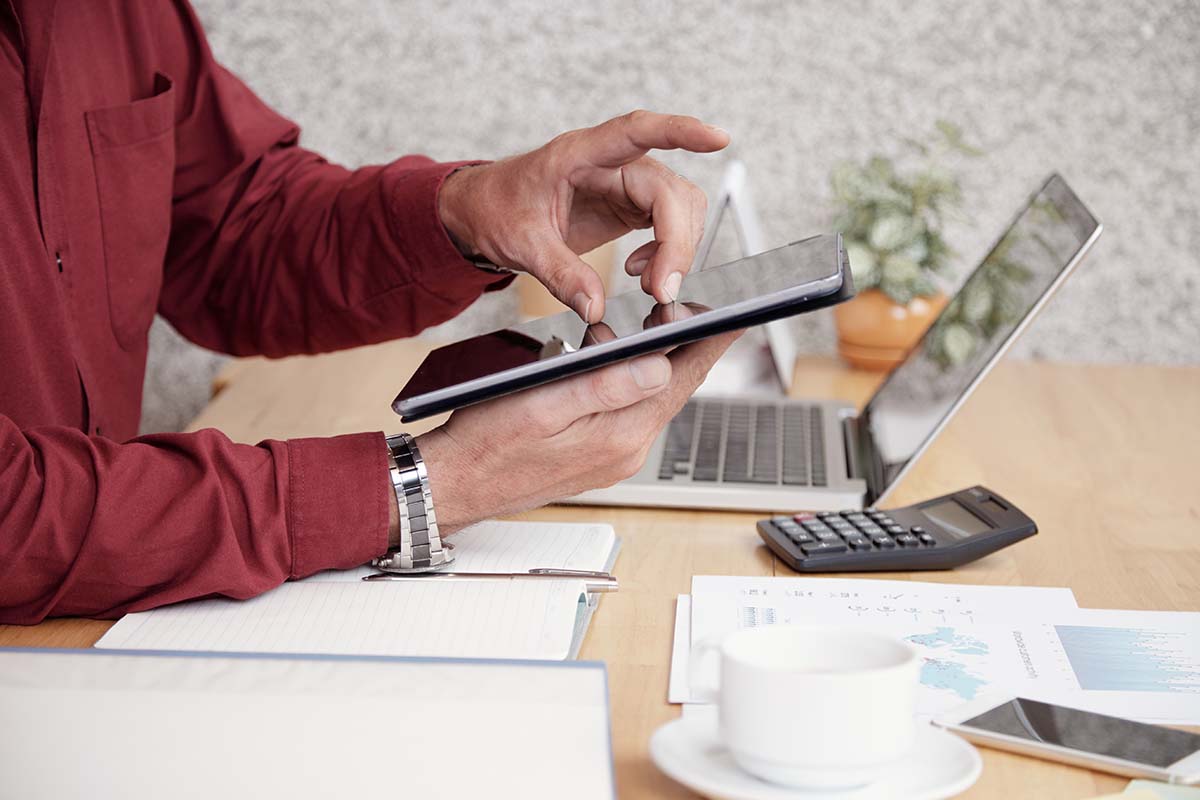 What Should Small Businesses Expect From Bookkeeping and Payroll Services Beyond the Task List